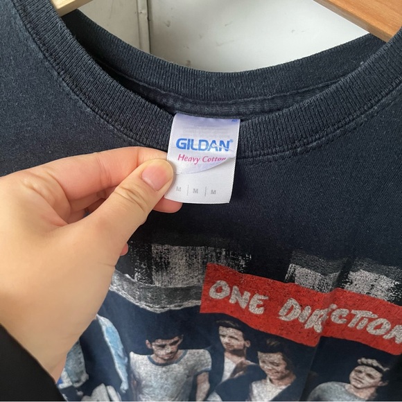 One Direction 1D Where We Are 2014 Tour Top! - Picture 3 of 7